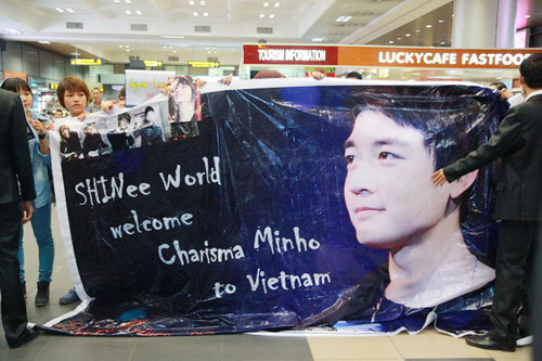 Mỹ nam Minho (SHINee) rạng rỡ tại Việt Nam - 5