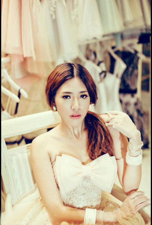 "Búp bê Việt" gợi cảm như sương mai

Andrea gợi cảm theo năm tháng
Nụ cười trong veo của boxing Khả Ngân
Thiếu nữ gợi cảm bên xe đạp
