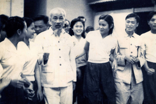 Bác Hồ cũng là một nghệ sĩ dí dỏm - 5