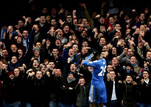 Chelsea: Sống bằng hơi thở tuyến hai - 1