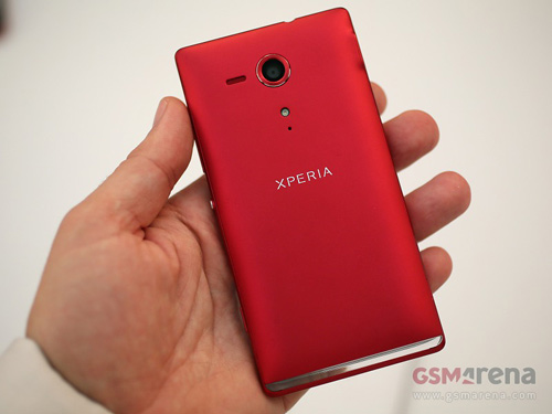 Xperia SP tầm trung trình làng - 6