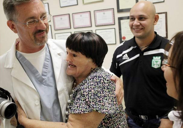 Cận cảnh tái tạo khuôn mặt biến dạng - 11