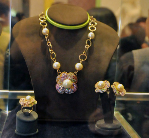 Choáng ngợp gia tài bạc tỷ của Nhã Kỳ - 14