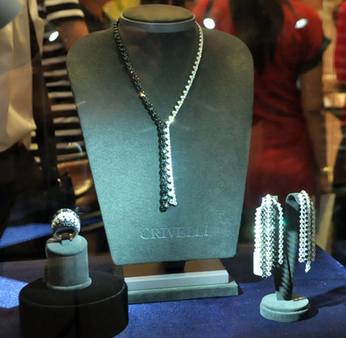 Choáng ngợp gia tài bạc tỷ của Nhã Kỳ - 15