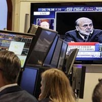 Sàn GD Quốc tế - Phố Wall hồi phục mạnh sau tín hiệu từ FED