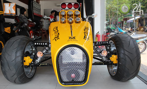 Cận cảnh xe mô tô phân khối lớn nhất VN - 3