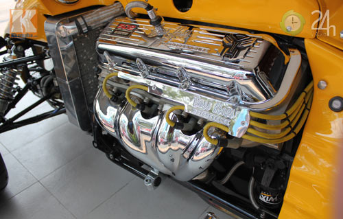 Cận cảnh xe mô tô phân khối lớn nhất VN - 4