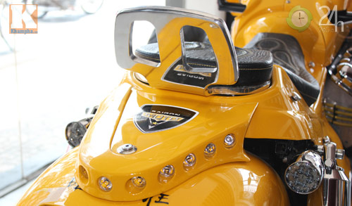 Cận cảnh xe mô tô phân khối lớn nhất VN - 8