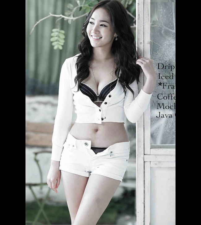 Park Min Young, diễn viên "City Hunter" đẹp sexy.