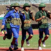 Giáo dục - du học - Giáo dục Quốc phòng: Còn nhiều bất cập