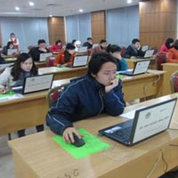 Tin tức trong ngày - Đến Quảng Ngãi làm, tiến sĩ được 300 triệu