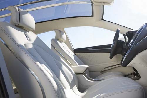 Lincoln MKC Concept: Vẫy vùng phân khúc xe sang - 13