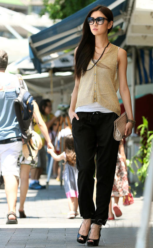 Ví cầm tay thời thượng trên phố - 11