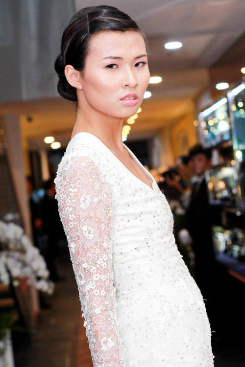 Lý Nhã Kỳ "bỗng dưng" đẹp lạ - 6