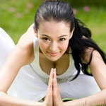 Bí quyết làm đẹp - Bài tập yoga cho khuôn mặt trẻ mãi