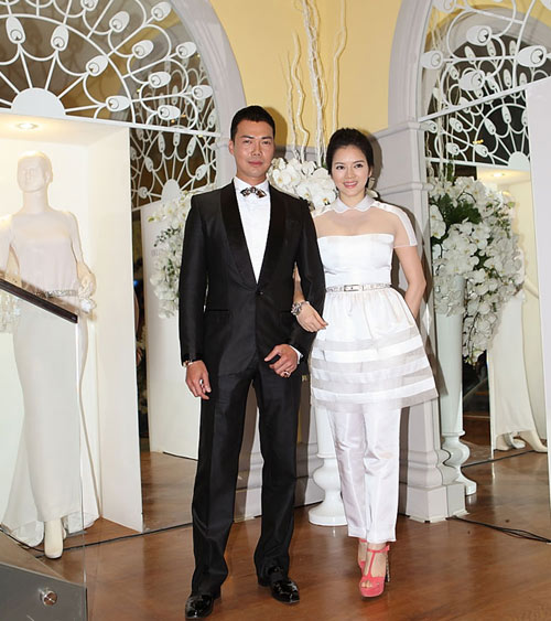 Lý Nhã Kỳ "bỗng dưng" đẹp lạ - 4