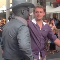 Cười 24h - Top clip hài: Em đi chung lối này