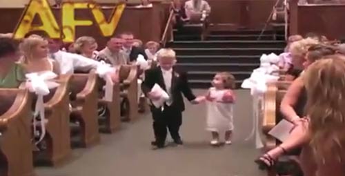 Top clip hài: Em đi chung lối này - 5