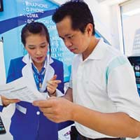 Thị trường - Tiêu dùng - Khai thác sóng di động: Bao giờ hiệu quả?