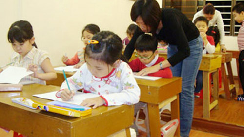 Phụ huynh sợ không dám bỏ học thêm - 2