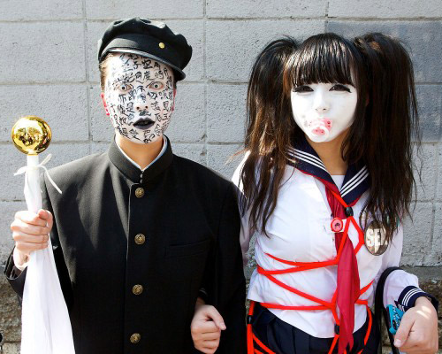 Rùng mình với "hồn ma" trên phố Nhật - 2