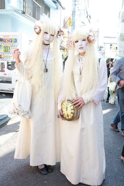 Rùng mình với "hồn ma" trên phố Nhật - 8