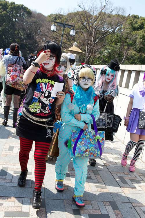 Rùng mình với "hồn ma" trên phố Nhật - 7