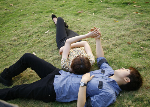 Phi Trường trắc trở yêu Lan Ngọc - 4