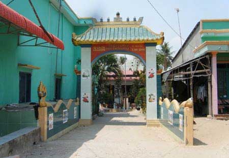 Sự thật về những viên ngọc Phật Trùm - 2