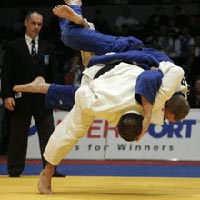 Thể thao - Những đòn quật kinh điển của Judo