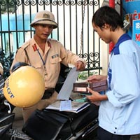 Tin tức trong ngày - Bộ CA: Không có khái niệm "xe chính chủ"