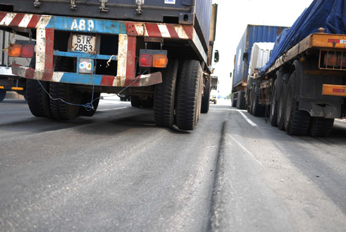 Xuất hiện "đường ray" trên đại lộ nghìn tỷ - 9