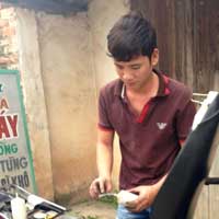 Tin tức trong ngày - Vụ “quan tài diễu phố”: Nhân chứng trở về nhà