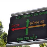 Tin tức trong ngày - Sẽ có biển báo điện tử tránh tắc đường