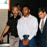 Thể thao - Mike Tyson: Cưỡng bức và tù tội