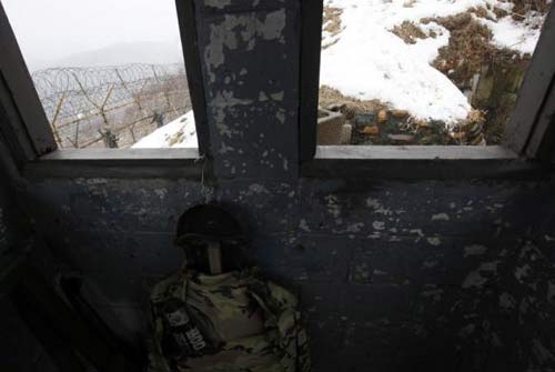 Nóng như khu phi quân sự Triều Tiên - 6