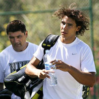 Nadal: Bí mật chơi tennis tay trái (Kỳ 9)