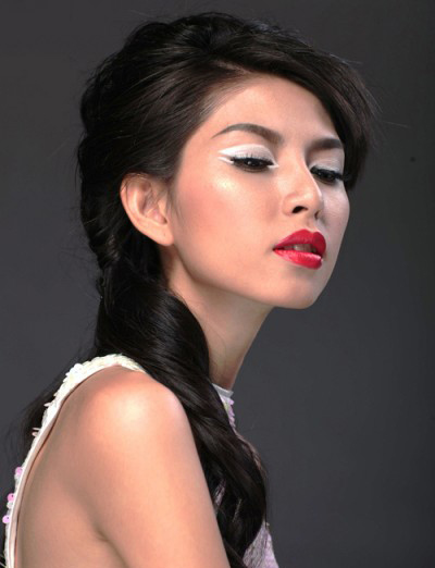 Trang điểm phong cách thập niên 60 - 1