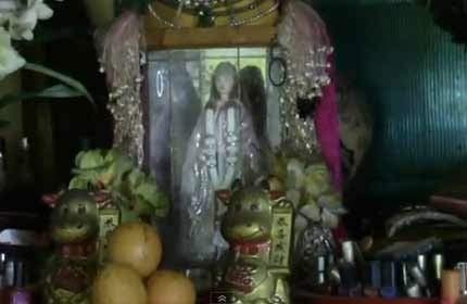 Singapore: Đền trăm tuổi thờ búp bê Barbie - 2