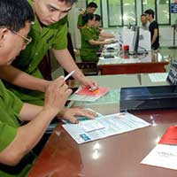 Tin tức trong ngày - Lãng phí vì mã số công dân