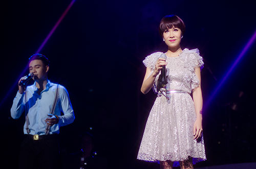 Uyên Linh thăng hoa cùng Hà Trần - 5