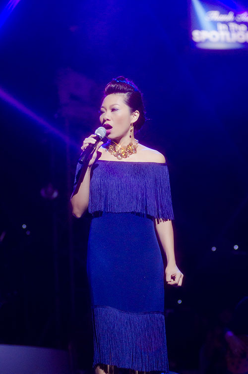 Uyên Linh thăng hoa cùng Hà Trần - 7