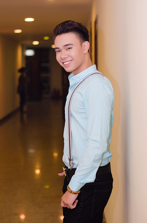 Uyên Linh thăng hoa cùng Hà Trần - 7