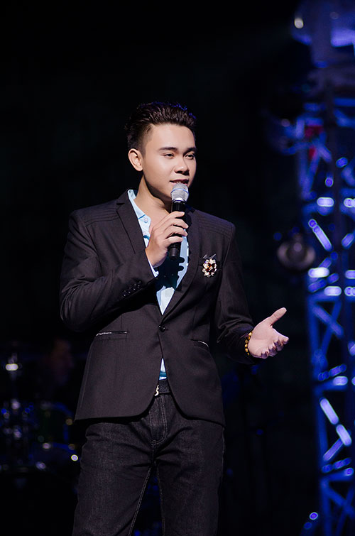 Uyên Linh thăng hoa cùng Hà Trần - 13