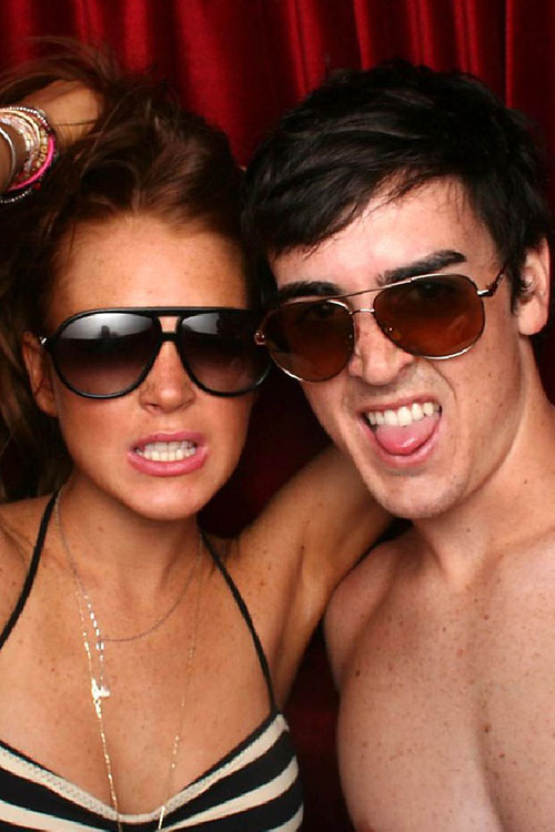 Bất ngờ nhan sắc anh chị em nhà sao - 4