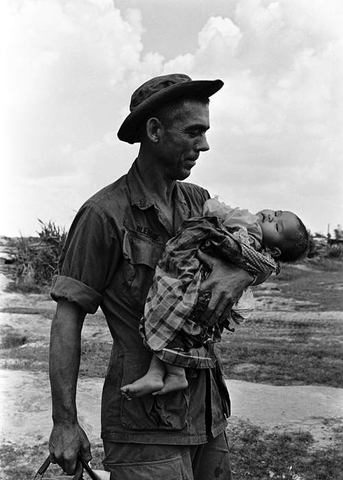 Bộ ảnh khác lạ về lính Mỹ ở Việt Nam - 9