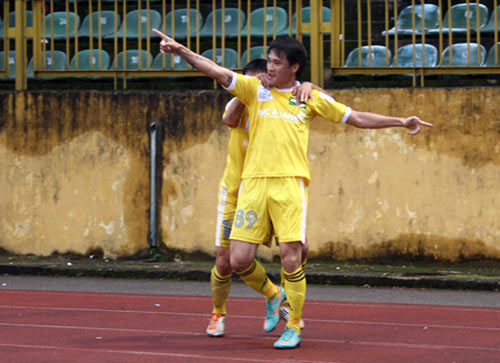 Công Vinh: Ngôi sao đã trở lại - 2