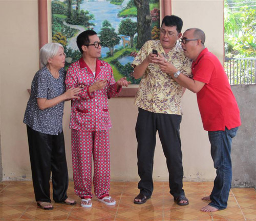 Phì cười Hữu Châu mua "bảo hiểm trinh tiết" - 5