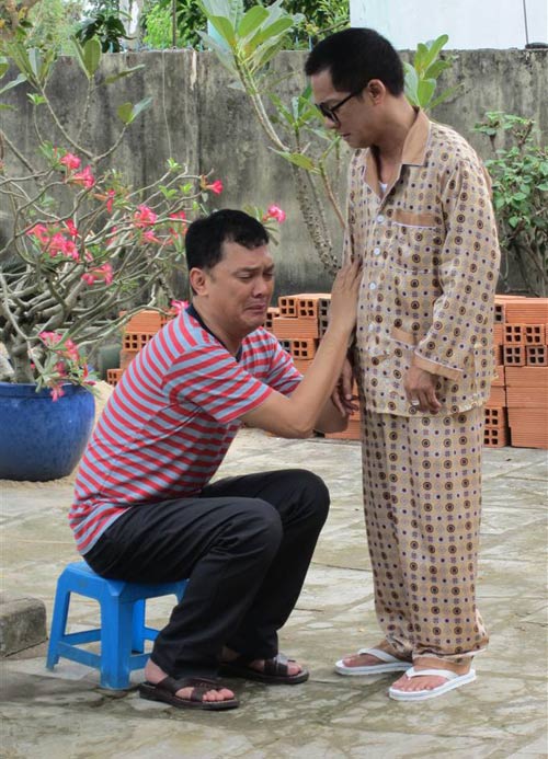 Phì cười Hữu Châu mua "bảo hiểm trinh tiết" - 3