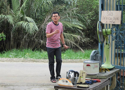 Phì cười Hữu Châu mua "bảo hiểm trinh tiết" - 2